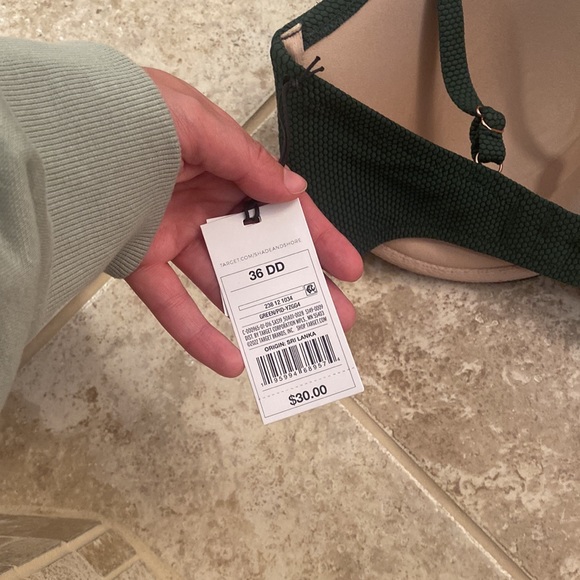 Shade & shore bathing suit top 36DD - Picture 3 of 4